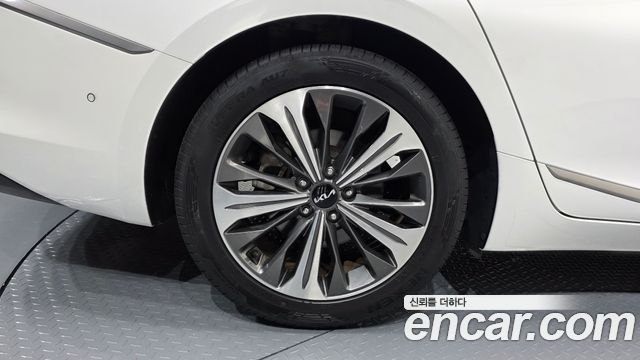 Kia K8 из Кореи Encar