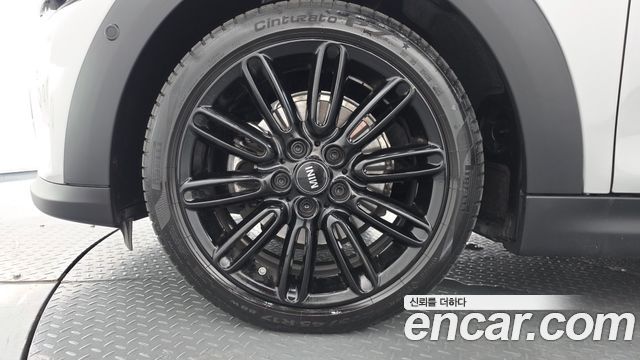 Mini Cooper Convertible из Кореи Encar