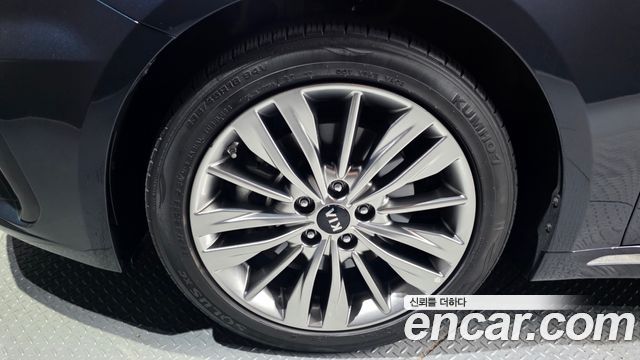 Kia K5 из Кореи Encar