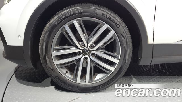 Volkswagen Tiguan из Кореи Encar