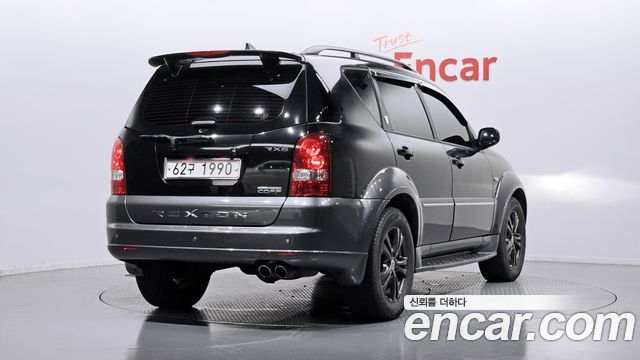 Ssangyong Rexton 4WD RX6 Brown Edition — пробег 118 284 км — фото 2 из 5
