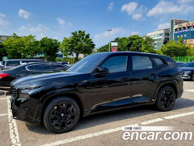BMW XM 4.4 — пробег 18 500 км — фото 4 из 5