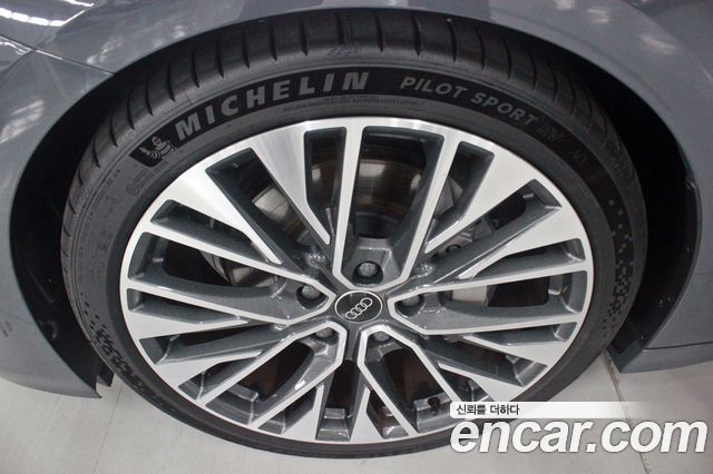 Audi A6 e-Tron из Кореи Encar