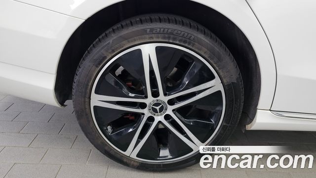 Mercedes-Benz C-Class из Кореи Encar