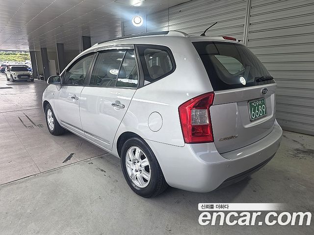 Kia Carens из Кореи Encar
