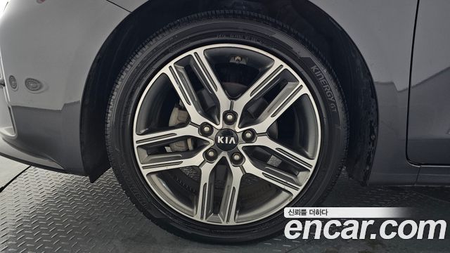 Kia K3 из Кореи Encar