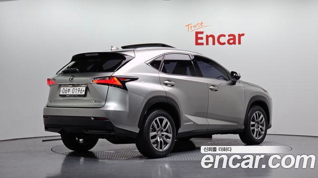 Lexus NX Supreme — пробег 105 650 км — фото 2 из 5