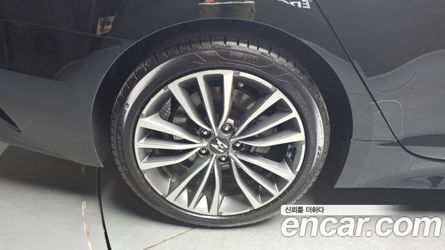 Kia Stinger из Кореи Encar