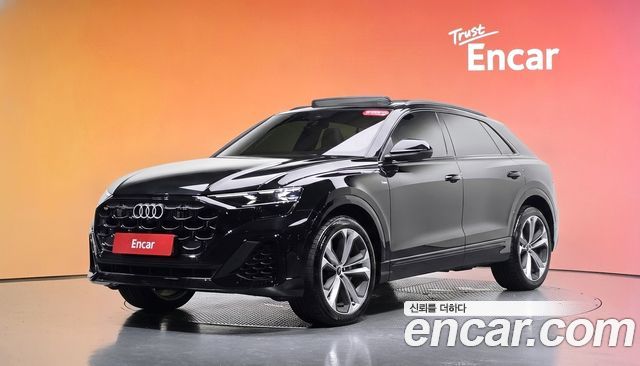 Audi Q8 55 TFSI Quattro Premium — пробег 3 130 км