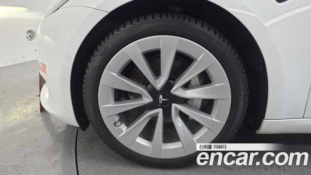 Tesla Model 3 Long Range AWD — пробег 77 657 км — фото 5 из 5