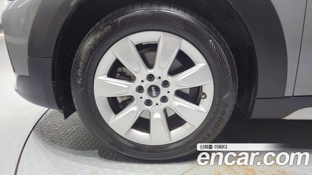 Mini Countryman из Кореи Encar