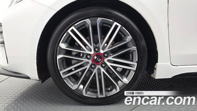 Kia K3 из Кореи Encar
