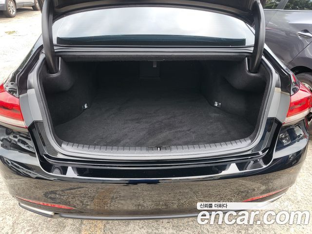 Hyundai Genesis из Кореи Encar