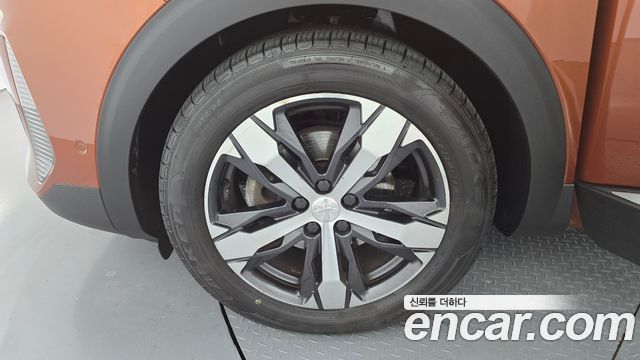 Peugeot 5008 1.5 BlueHDi GT — пробег 27 288 км