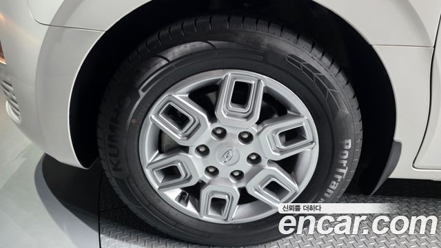 Hyundai Staria из Кореи Encar