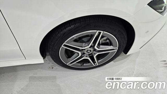 Mercedes-Benz CLA-Class CLA250 4MATIC — пробег 33 км — фото 5 из 5