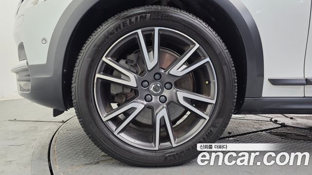 Volvo V90 из Кореи Encar