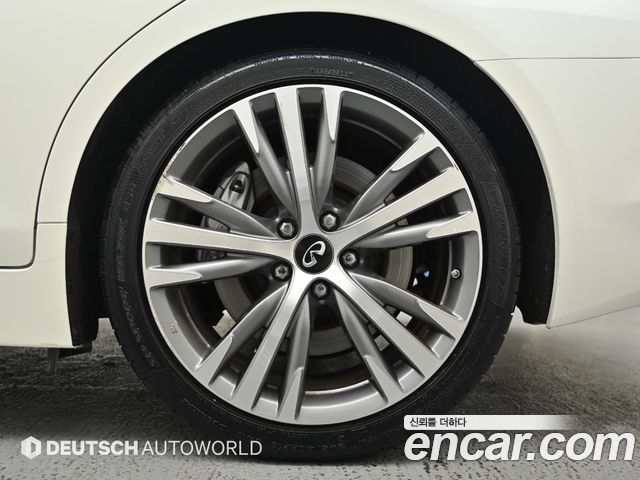 Infiniti Q50 3.5 Blue Sport Sensory — пробег 31 973 км