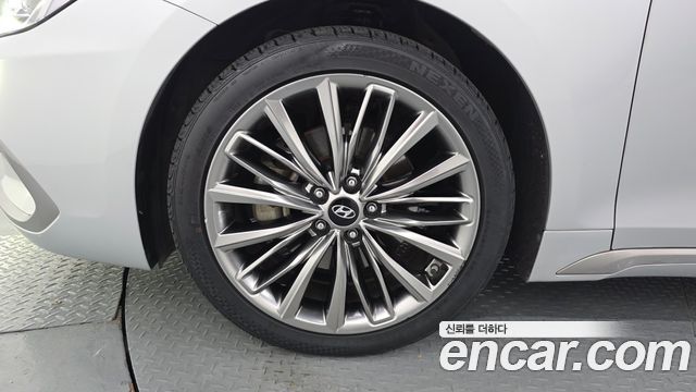 Hyundai Grandeur из Кореи Encar