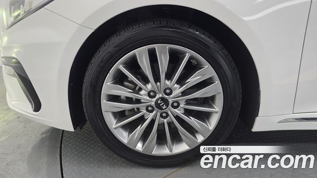 Kia K5 из Кореи Encar