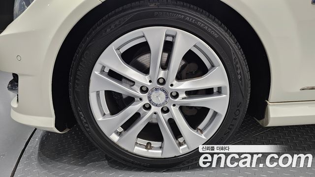Mercedes-Benz C-Class из Кореи Encar