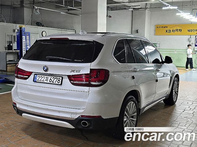 BMW X5 xDrive 30d — пробег 216 000 км — фото 5 из 5