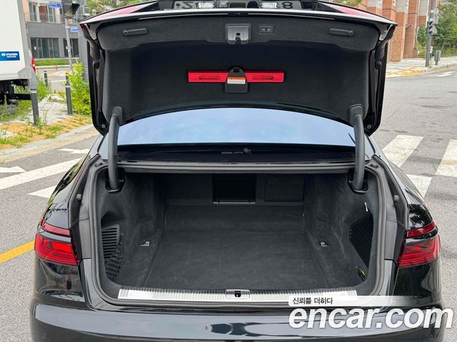Audi S8 из Кореи Encar