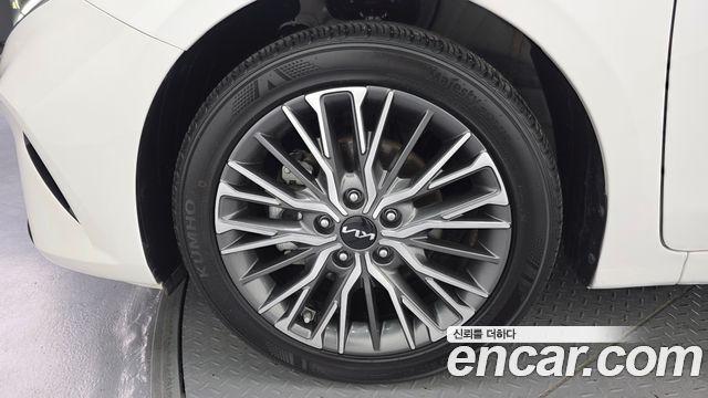 Kia K3 из Кореи Encar