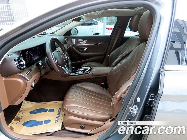 Mercedes-Benz E-Class из Кореи Encar