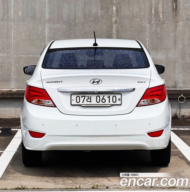 Hyundai Accent 1.4 VVT Premium — пробег 110 908 км — фото 5 из 5