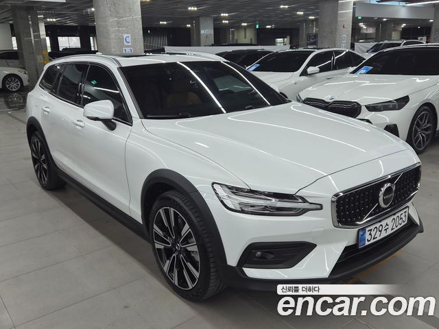 Volvo V60 из Кореи Encar