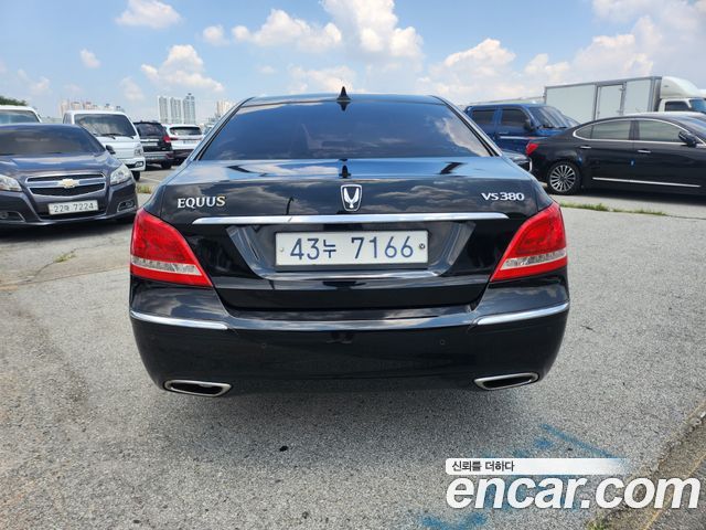 Hyundai Equus VS380 Prestige — пробег 145 820 км — фото 4 из 5