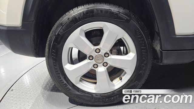 Jeep Compass 2.4 Longitude AWD — пробег 68 885 км — фото 5 из 5