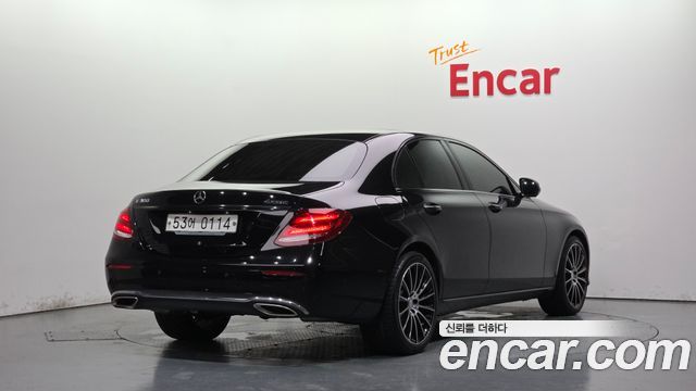 Mercedes-Benz E-Class из Кореи Encar