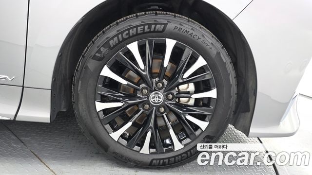 Toyota Alphard из Кореи Encar