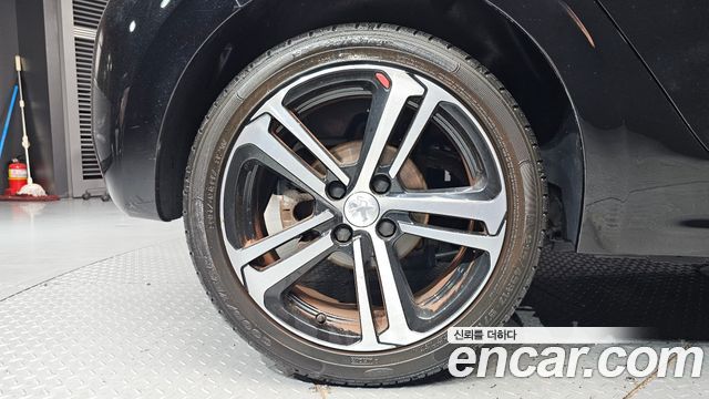 Peugeot 208 1.6 BlueHDi GT Line 5door — пробег 124 686 км