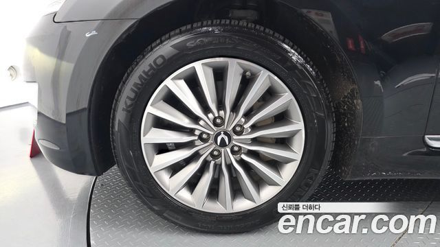 Hyundai Equus из Кореи Encar