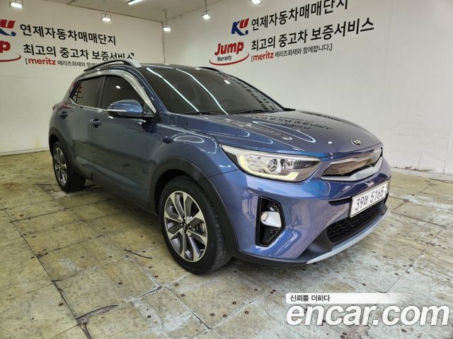 Kia Stonic из Кореи Encar