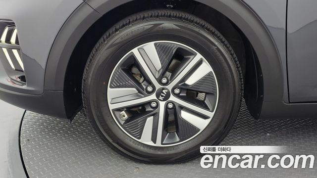 Kia Niro из Кореи Encar