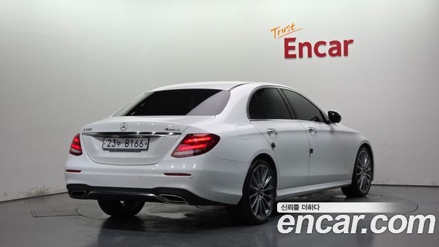Mercedes-Benz E-Class из Кореи Encar
