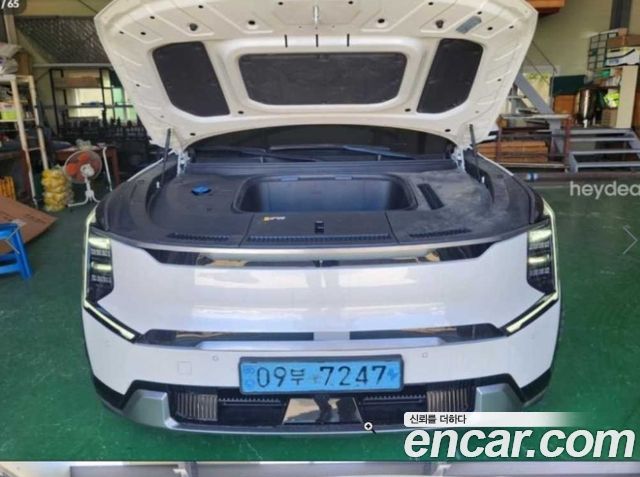 Kia EV9 Long Range 4WD Earth — пробег 32269 км