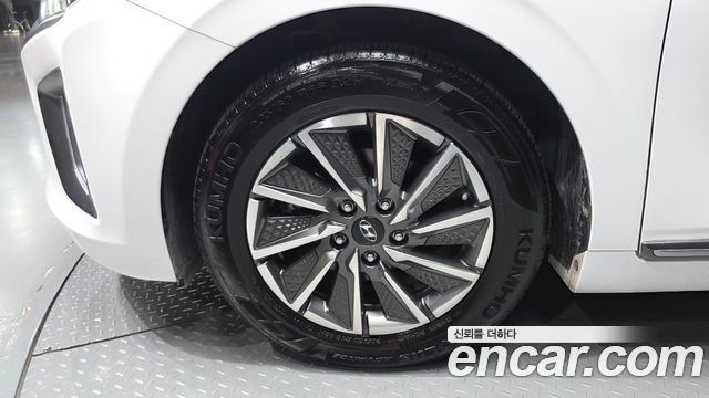Hyundai Ioniq из Кореи Encar