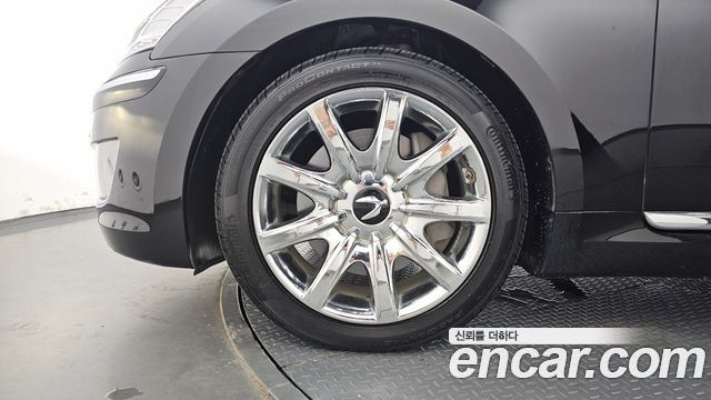Hyundai Equus из Кореи Encar
