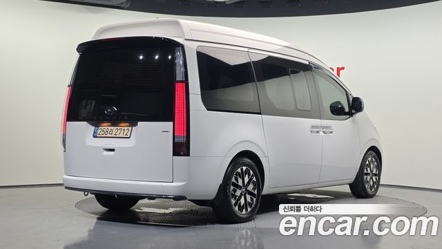 Hyundai Staria из Кореи Encar