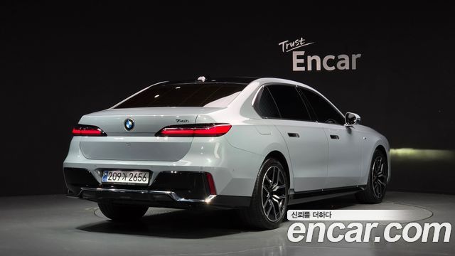 BMW 7-Series из Кореи Encar
