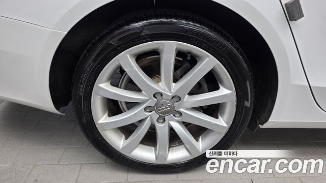 Audi A4 из Кореи Encar