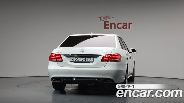 Mercedes-Benz E-Class из Кореи Encar