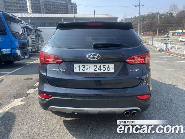 Hyundai Santafe Diesel(e-VGT) 2.0 2WD Premium — пробег 130 000 км — фото 4 из 5