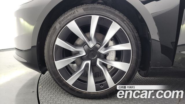 Tesla Model 3 RWD — пробег 15 143 км — фото 5 из 5