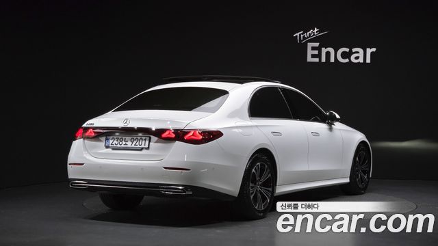 Mercedes-Benz E-Class из Кореи Encar
